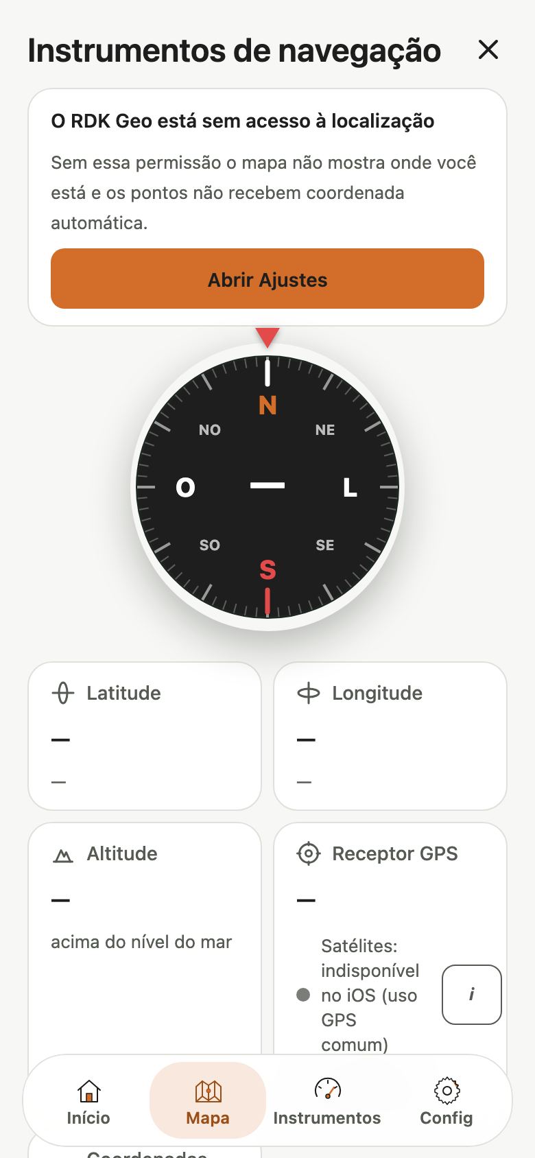 Instrumentos de navegação com o aviso de localização bloqueada e o botão Abrir Ajustes.