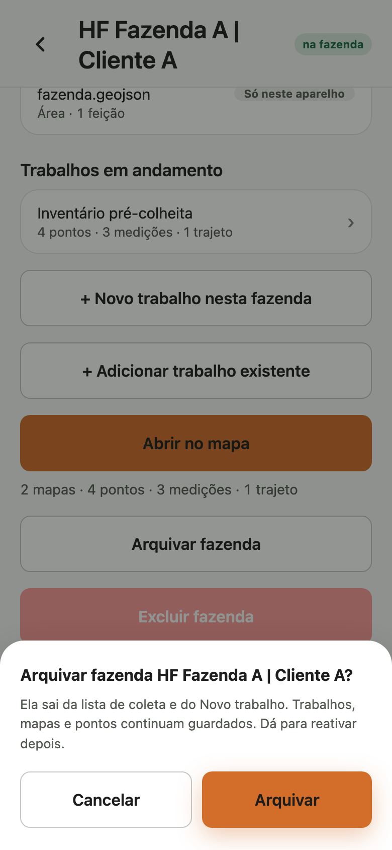 Confirmação Arquivar fazenda, explicando que ela sai da lista de coleta e pode ser reativada, com os botões Cancelar e Arquivar.